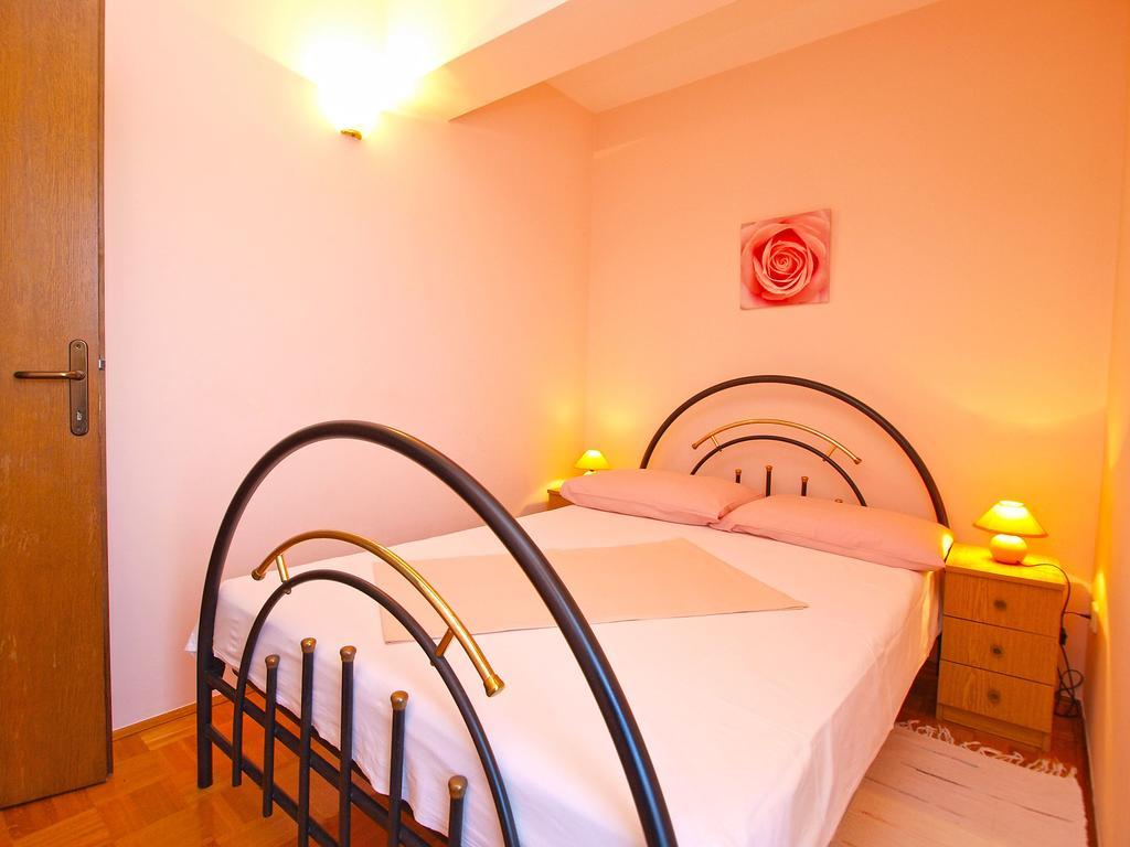 Apartments Dubravka 1315 เวอร์ซาร์ ภายนอก รูปภาพ