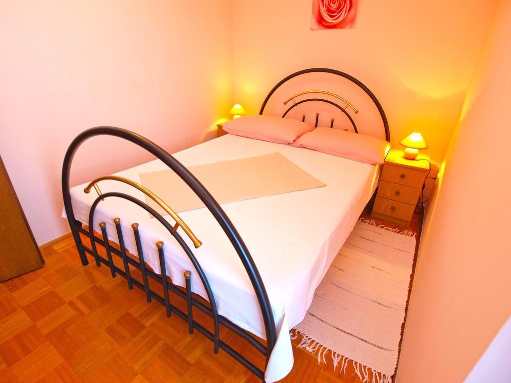 Apartments Dubravka 1315 เวอร์ซาร์ ภายนอก รูปภาพ