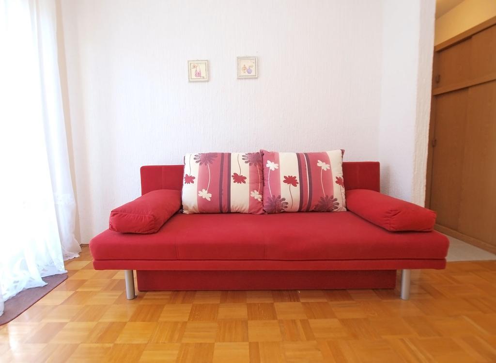 Apartments Dubravka 1315 เวอร์ซาร์ ภายนอก รูปภาพ